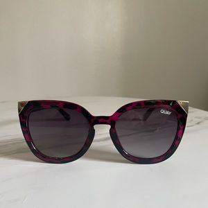 Quay Australia Noosa Metal Embellished Sunglasses-pink tortoise